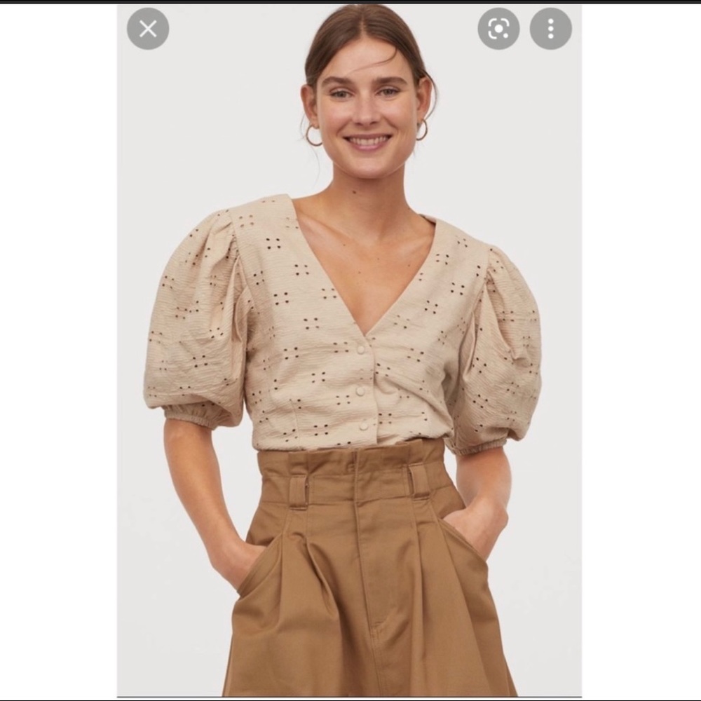 H&M Eyelet Stretch Crop Top
